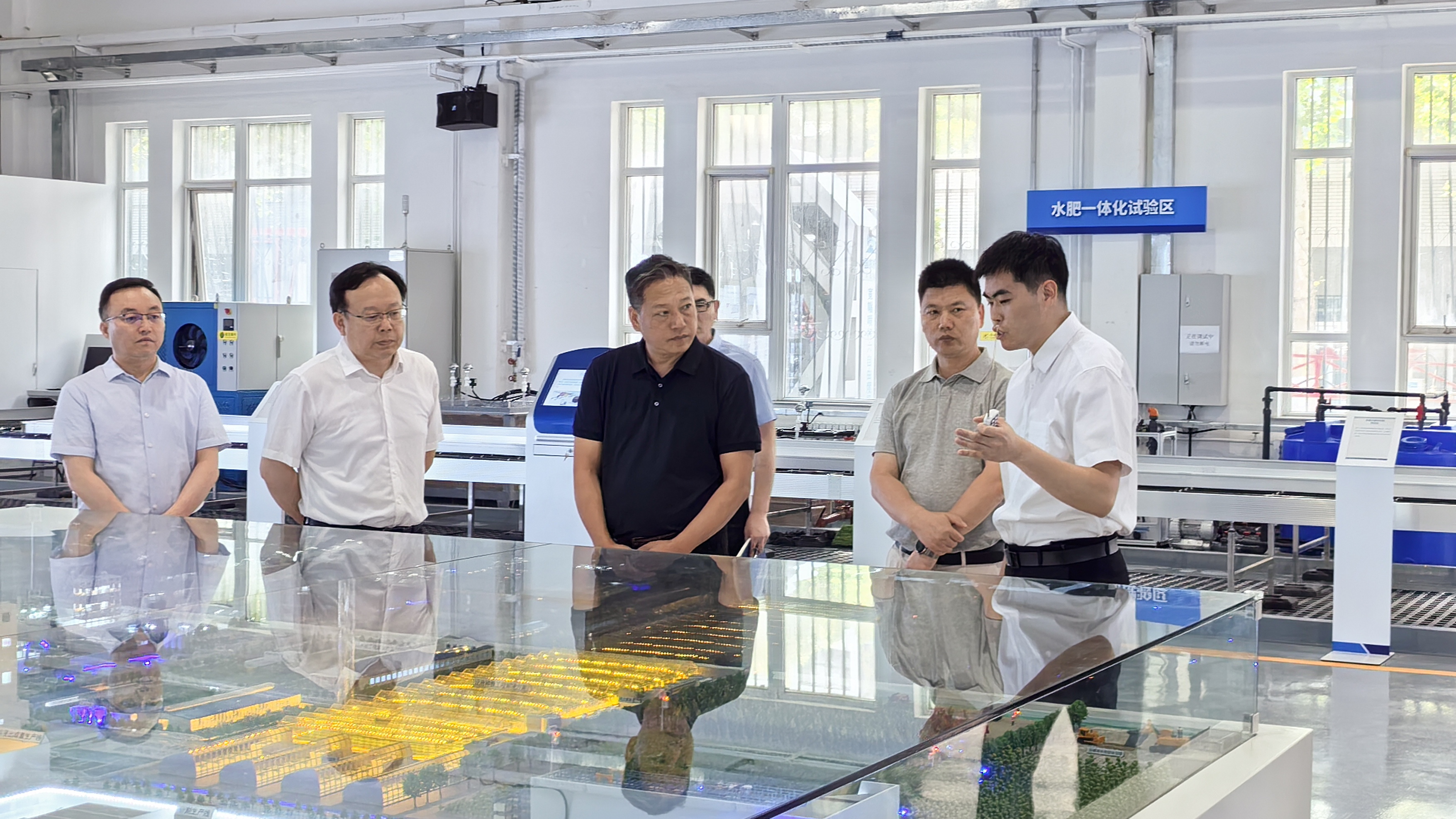 浙江四方集团有限公司到访中国农机院